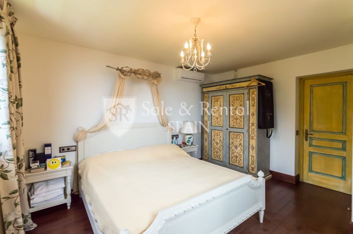 Image No.24-5 Bed Villa for sale