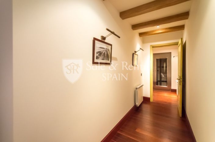 Image No.31-5 Bed Villa for sale