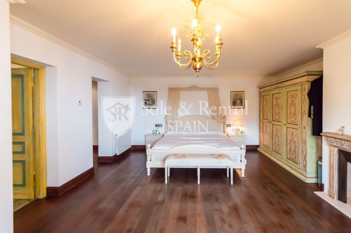 Image No.32-5 Bed Villa for sale