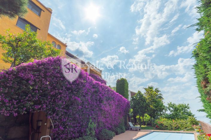 Image No.54-5 Bed Villa for sale