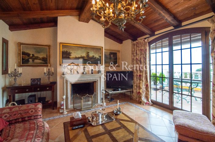 Image No.9-5 Bed Villa for sale