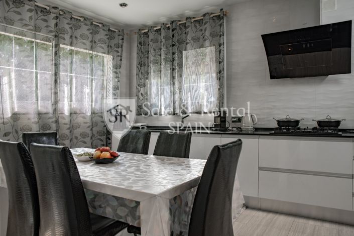 Image No.19-5 Bed Villa for sale