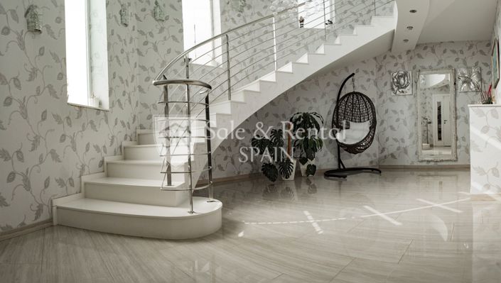 Image No.29-5 Bed Villa for sale