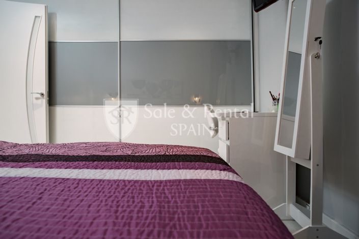 Image No.48-5 Bed Villa for sale