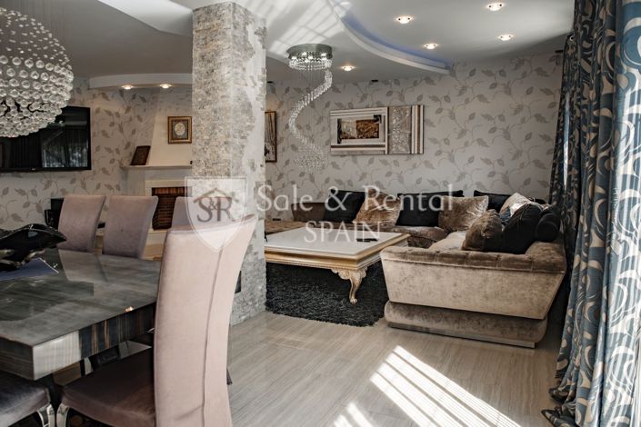 Image No.6-5 Bed Villa for sale