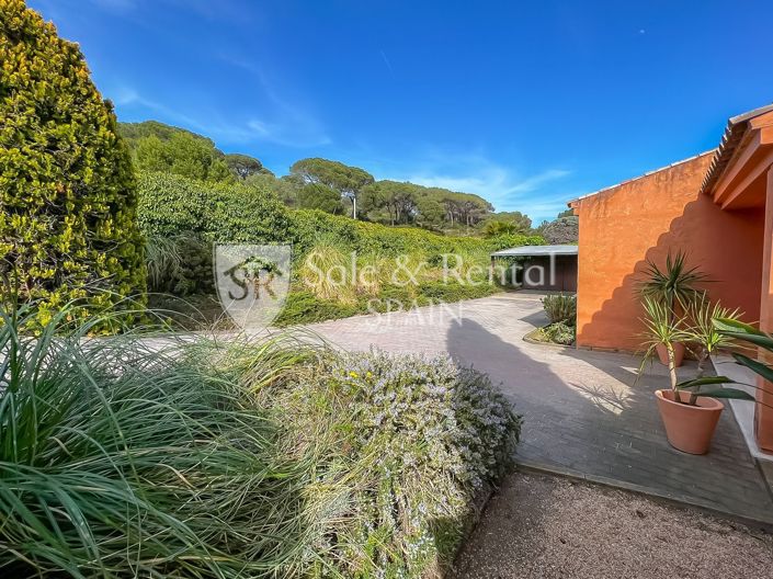 Image No.21-3 Bed Villa for sale