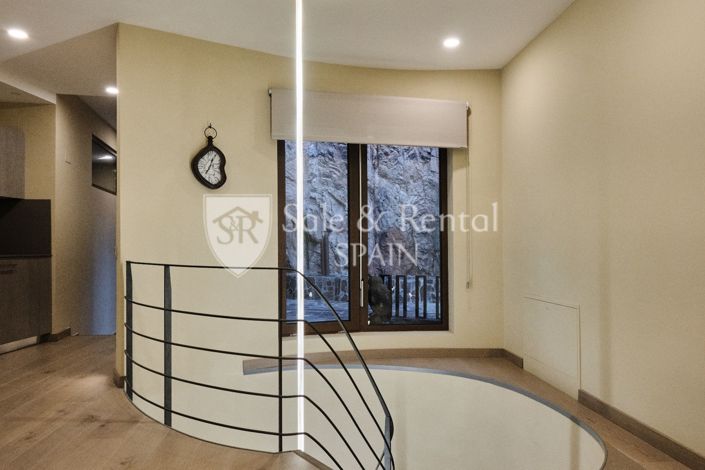 Image No.18-5 Bed Villa for sale