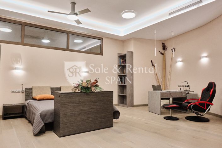 Image No.23-5 Bed Villa for sale