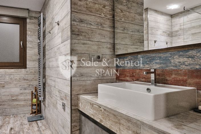 Image No.38-5 Bed Villa for sale