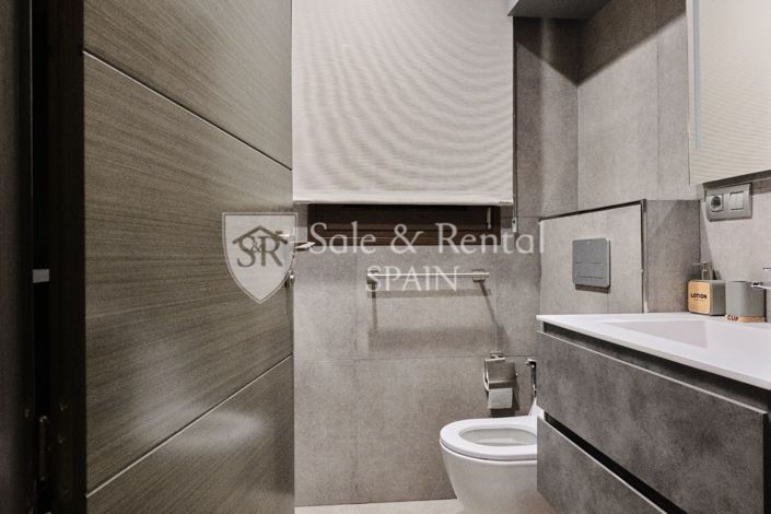 Image No.52-5 Bed Villa for sale