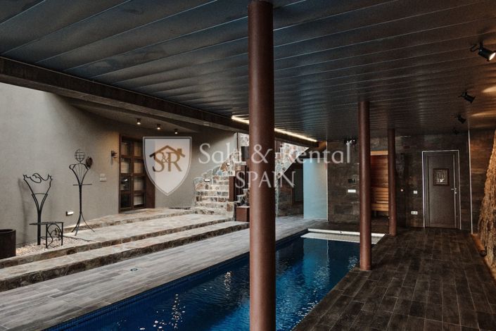 Image No.63-5 Bed Villa for sale