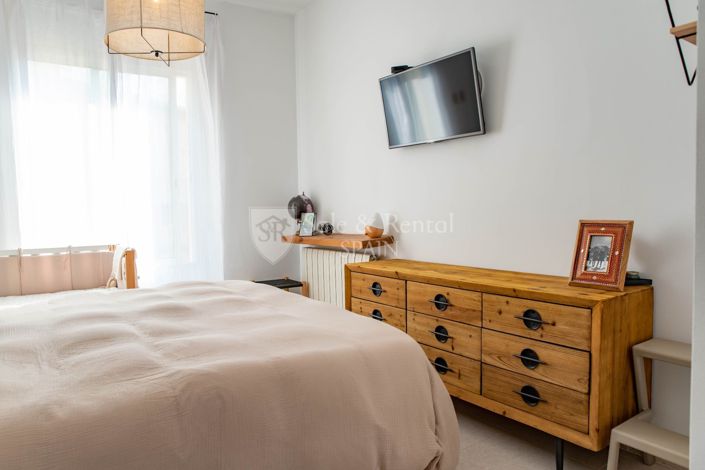 Image No.24-4 Bed Property for sale