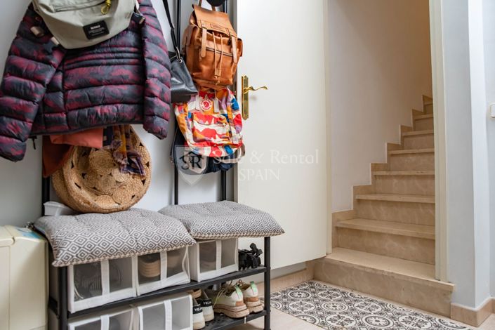 Image No.3-4 Bed Property for sale