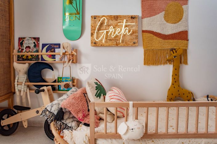 Image No.33-4 Bed Property for sale