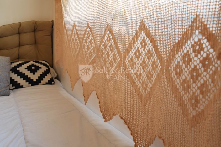 Image No.41-4 Bed Property for sale