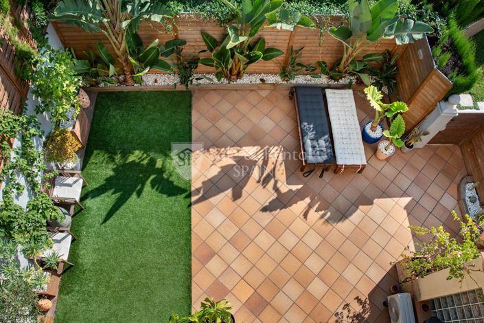 Image No.42-4 Bed Property for sale