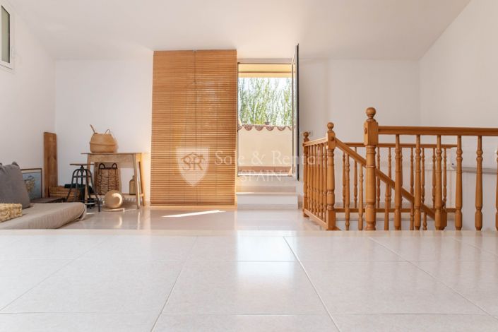 Image No.47-4 Bed Property for sale