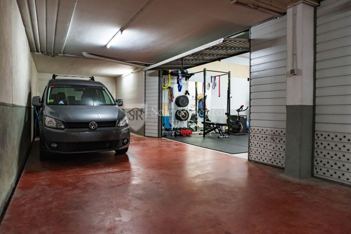 Image No.49-4 Bed Property for sale