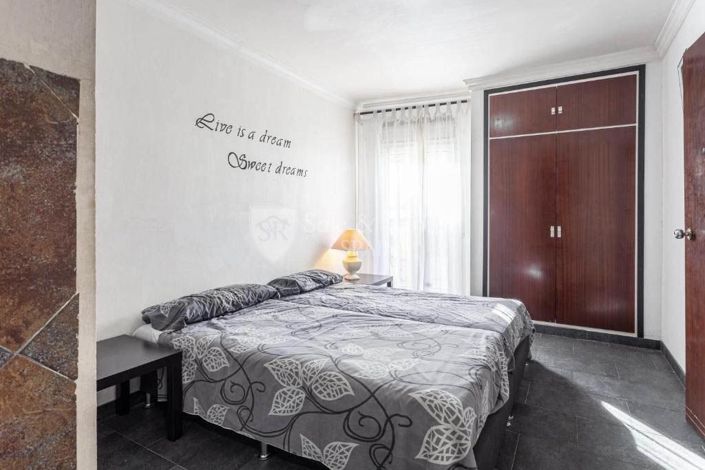 Image No.13-3 Bed Flat for sale