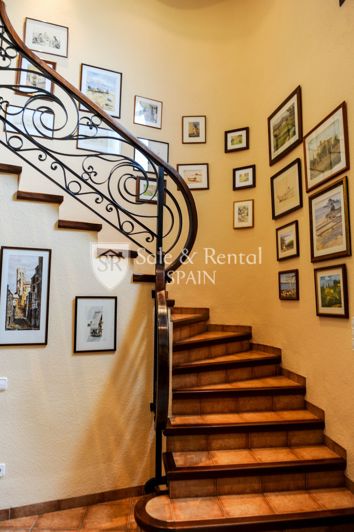 Image No.13-4 Bed Villa for sale