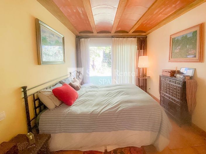 Image No.18-2 Bed Villa for sale