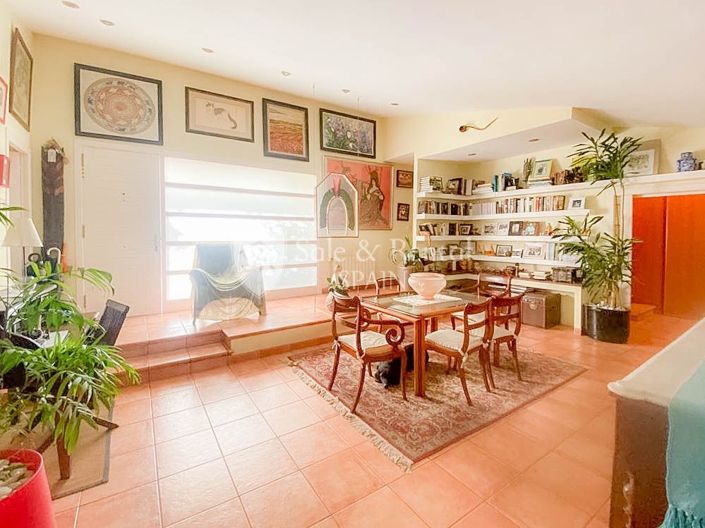 Image No.4-2 Bed Villa for sale