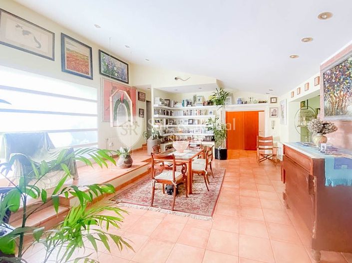 Image No.7-2 Bed Villa for sale