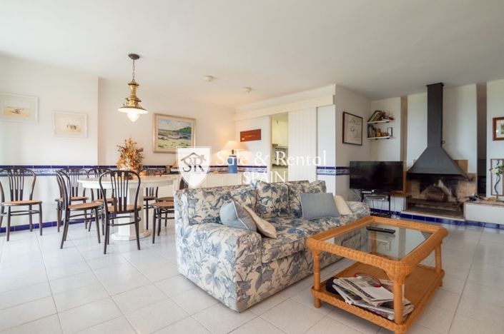 Image No.31-8 Bed Villa for sale