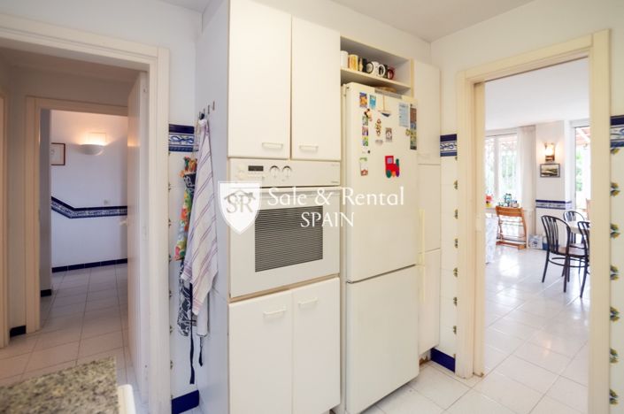 Image No.33-8 Bed Villa for sale