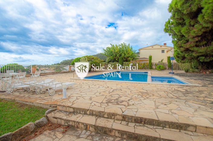 Image No.5-8 Bed Villa for sale