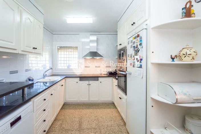 Image No.12-4 Bed Villa for sale