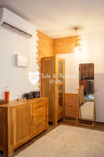 Image No.14-3 Bed Flat for sale