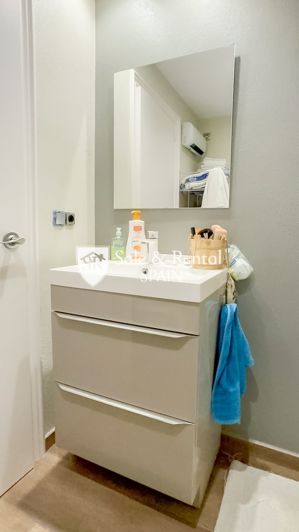 Image No.16-3 Bed Flat for sale