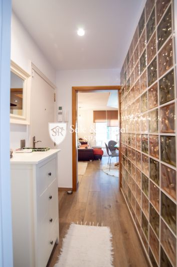 Image No.19-3 Bed Flat for sale