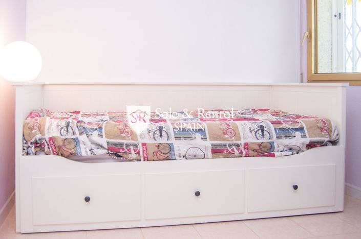 Image No.23-3 Bed Flat for sale