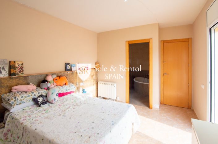 Image No.29-4 Bed Villa for sale