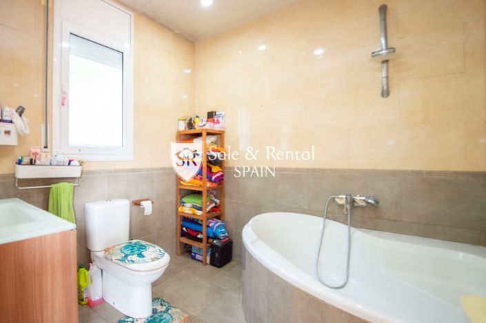 Image No.30-4 Bed Villa for sale