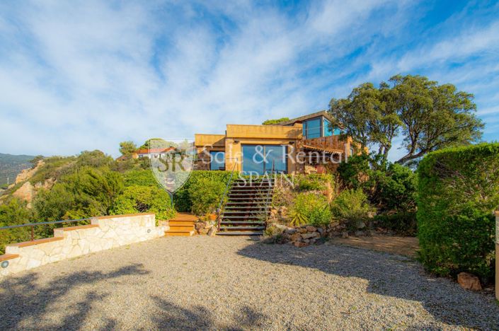 Image No.5-5 Bed Villa for sale