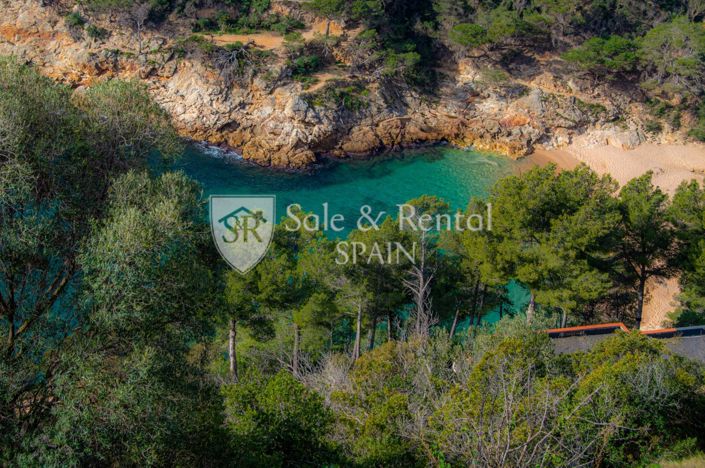 Image No.43-5 Bed Villa for sale