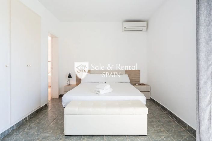 Image No.14-4 Bed Villa for sale