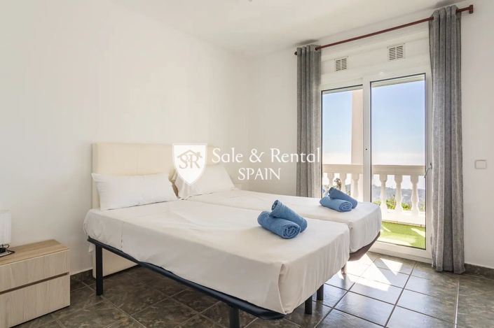 Image No.19-4 Bed Villa for sale