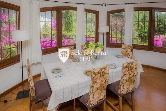 Image No.11-4 Bed Villa for sale