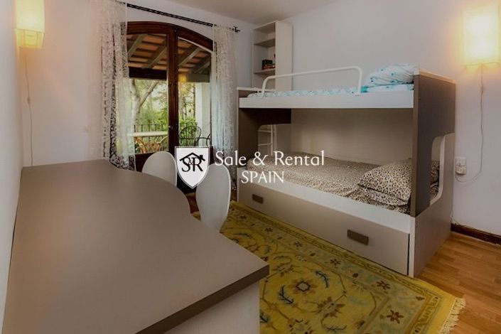 Image No.20-4 Bed Villa for sale