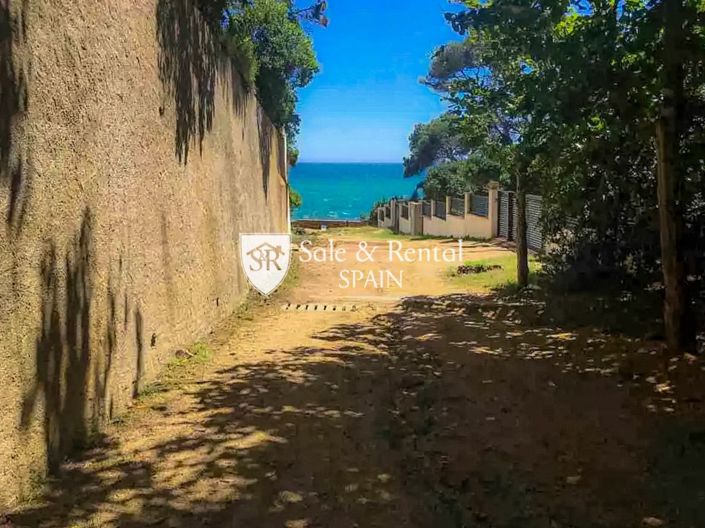 Image No.48-6 Bed Villa for sale