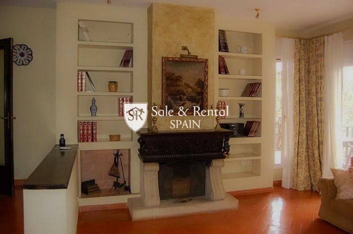 Image No.11-6 Bed Villa for sale