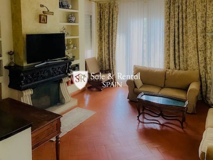 Image No.12-6 Bed Villa for sale