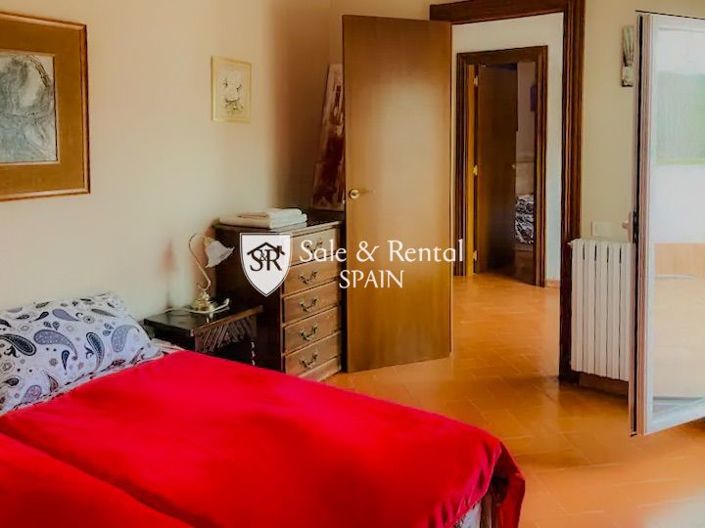 Image No.17-6 Bed Villa for sale