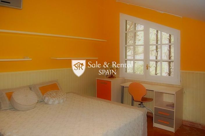 Image No.28-6 Bed Villa for sale