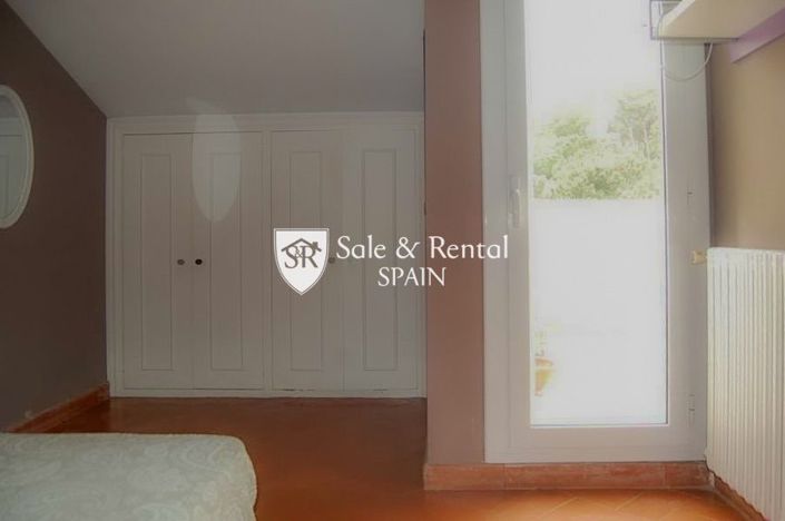 Image No.34-6 Bed Villa for sale