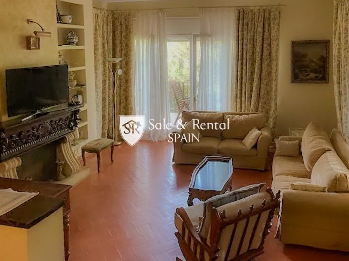 Image No.3-6 Bed Villa for sale